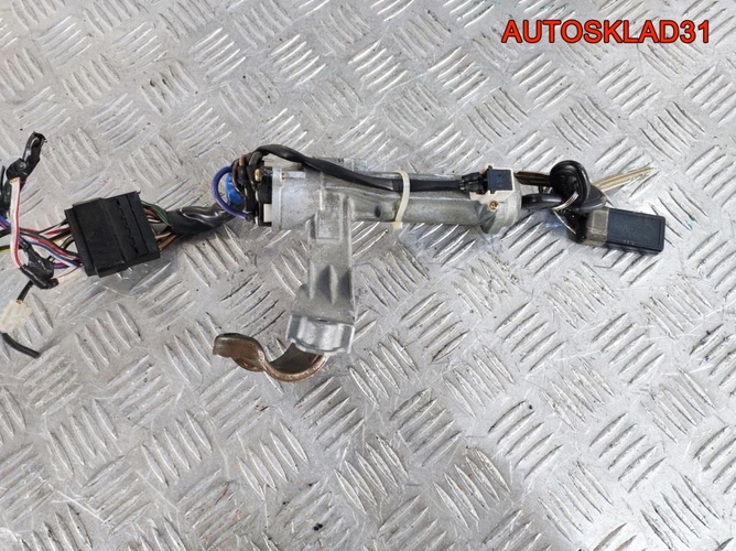 Замок зажигания Toyota Carina 2 45020143