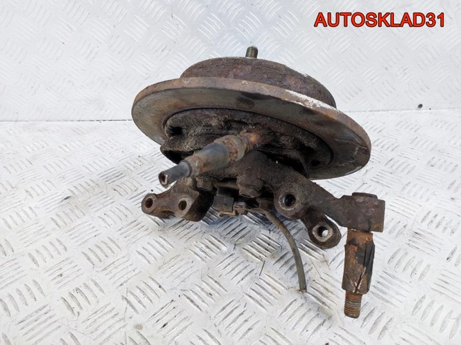 Кулак поворотный задний левый Daewoo Nubira