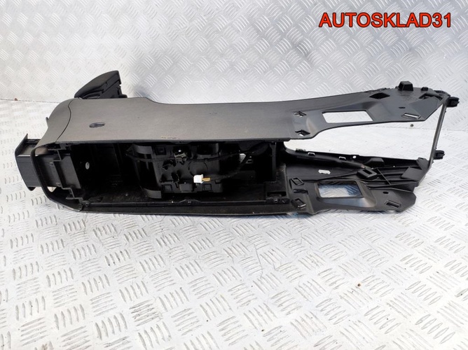 Подлокотник с консолью Opel Astra J 13310022