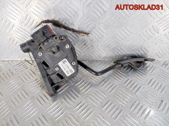 Педаль газа АКПП Opel Astra H 9158011