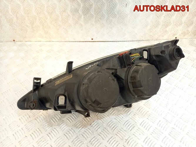 Фара правая Peugeot 307 9641615280