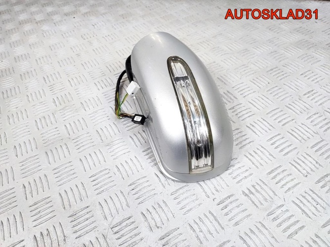 Зеркало левое Mercedes W203 413133419 Рестайлинг