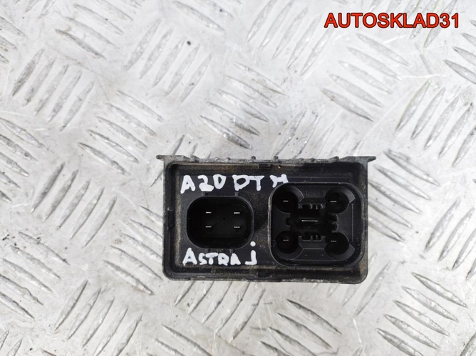 Реле свечей накала Opel Astra J A20DTH 55574293