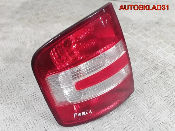 Фонарь задний левый Skoda Fabia 6Y9945095E