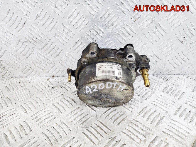 Насос вакуумный Opel Astra J 2,0 A20DTH 55205446