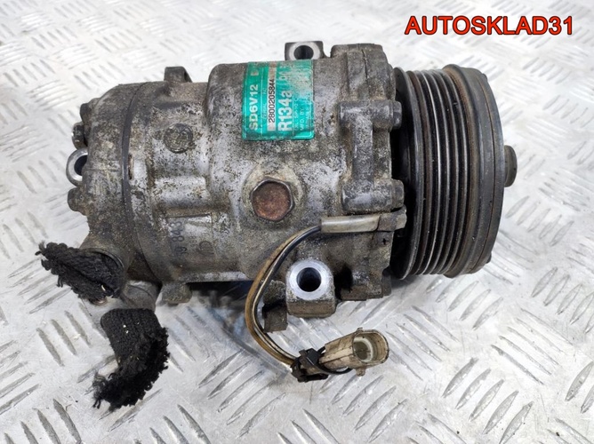 Компрессор кондиционера Opel Astra G 90559843