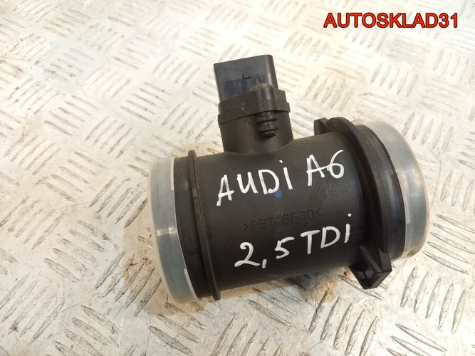 Расходомер воздуха Audi A6 C5 2.5 TDI 059906461E