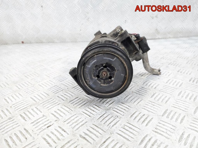 Компрессор кондиционера Audi A4 B6 8E0260805BA