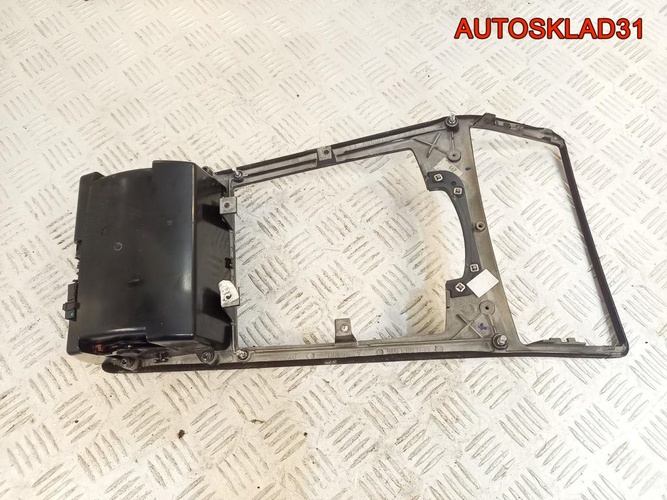 Накладка декоративная Audi A8 4E 4E0863916
