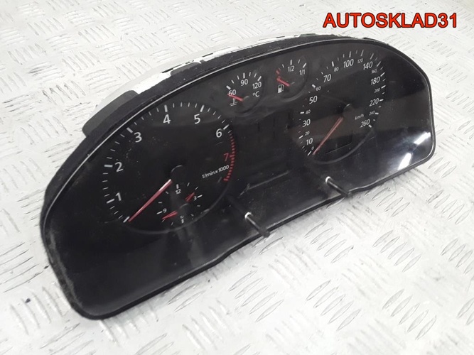 Панель приборов Audi A4 B5 8D0919861C бензин