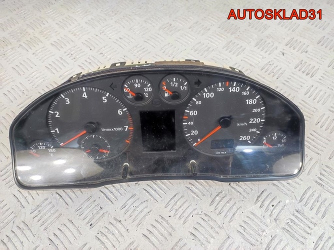 Панель приборов Audi A4 B5 8D0919033F Бензин
