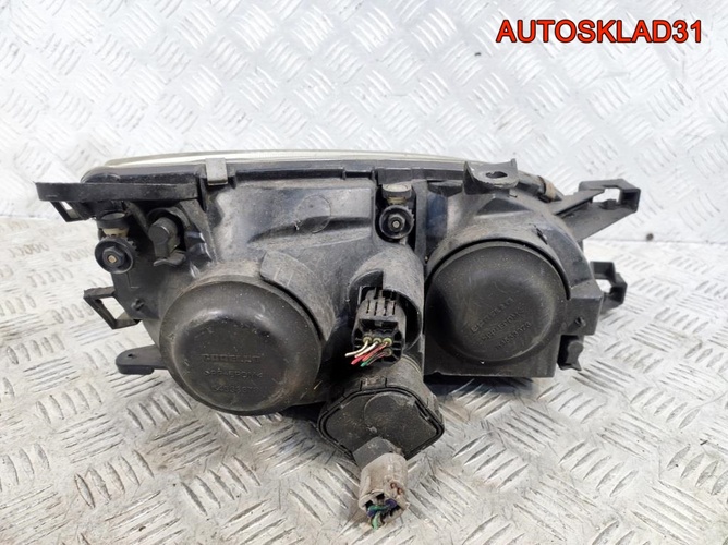 Фара левая Toyota Avensis T220  8117005140 Дорест