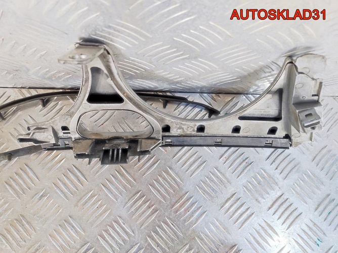 Планка под фару левая Mercedes W210 A2108200312