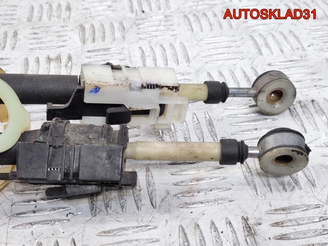 Кулиса МКПП с тросами Peugeot 208 9808161480