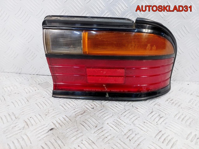 Фонарь задний правый Mitsubishi Galant E3 0438529R