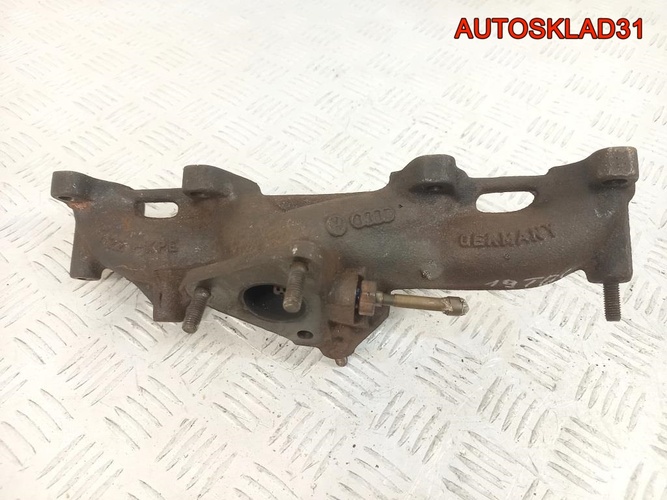 Коллектор выпускной Audi A4 B7 1.9 TDI 038253033H