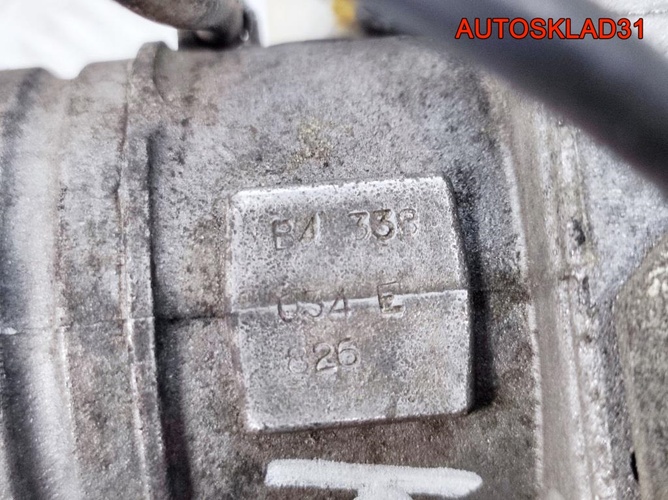 Заcлонкa дpoccельная Audi 100 C3 2.2 KU Бензин
