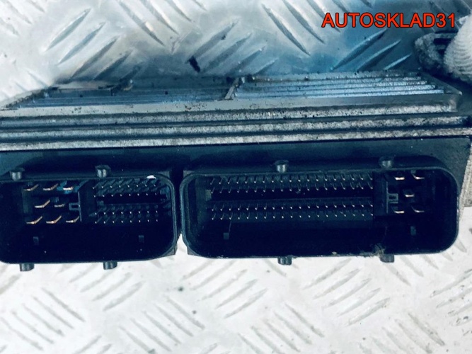 Блок ЭБУ Audi A3 8L 1.6 APF 06A906033A