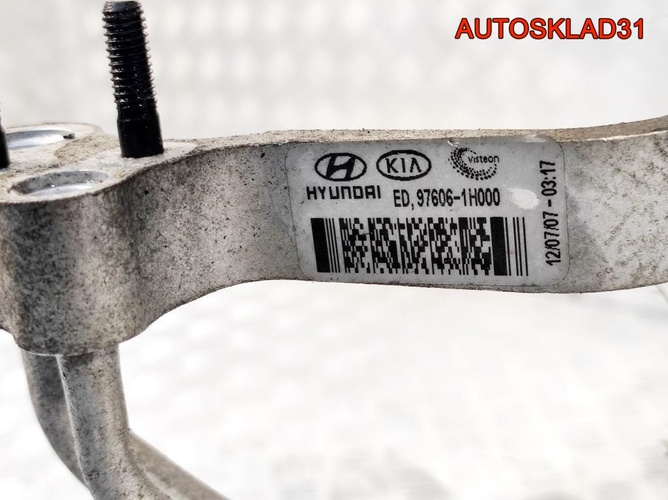 Радиатор кондиционера Kia Ceed 976061H000