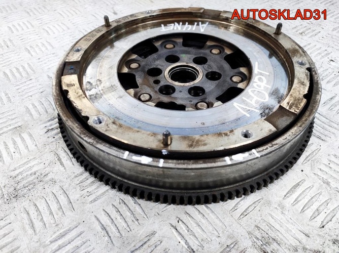 Маховика Opel Astra J 55565495 дефект люфт