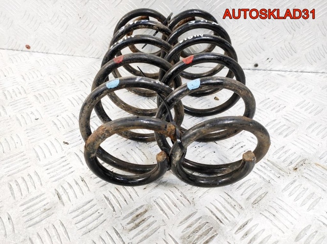 Пружина задняя Toyota Auris E15 4823112A50