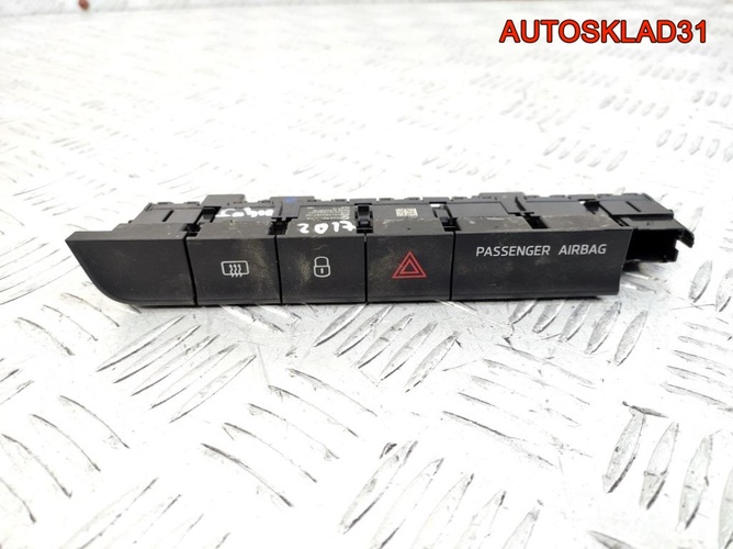 Блок кнопок Skoda Fabia 3 6V0927132A