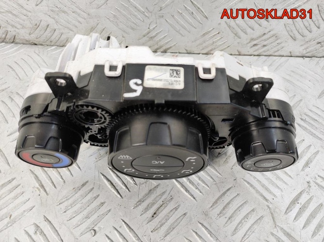 Блок управления климата Ford Fiesta 6 8A6119980BE