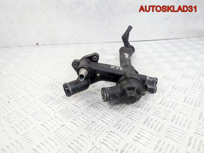Корпус термостата VW Polo 1.2 AZQ 03C121111B