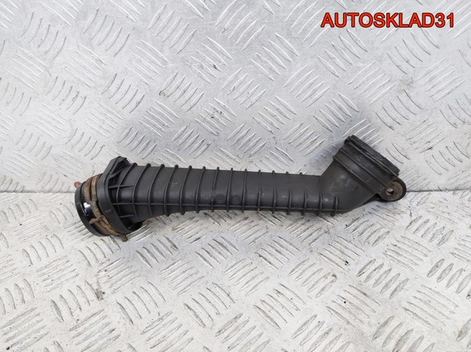 Патрубок интеркулера Volkswagen Golf 4 1J0145840G