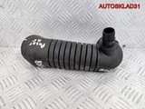 Патрубок интеркулера VW Passat B5 AVB 8D0129615J (Изображение 1)