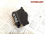 Моторчик заслонки отопителя VW Polo 4 0132801357 (Изображение 1)