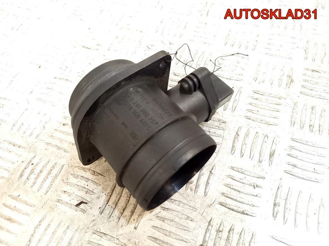 Расходомер воздуха VW Golf 4 1.9 TDI 038906461C