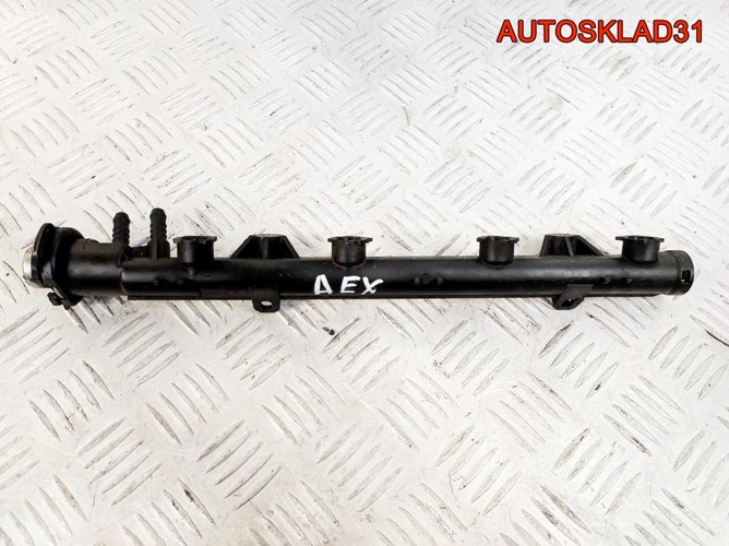 Рейка топливная VW Golf 3 1.4 AEX 030133319G