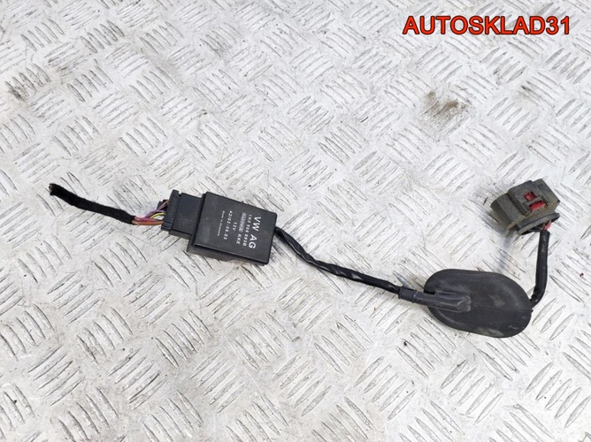 Реле бензонасоса Audi A3 8P 1K0906093B