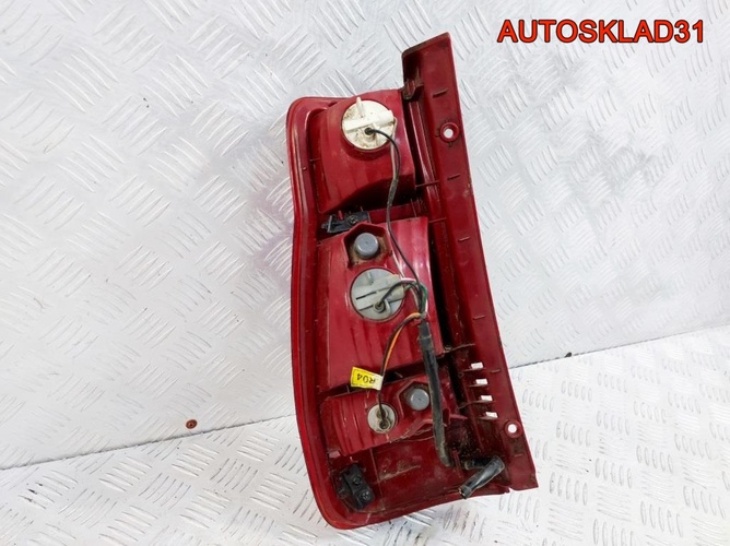 Фонарь задний правый Hyundai Matrix 92402176
