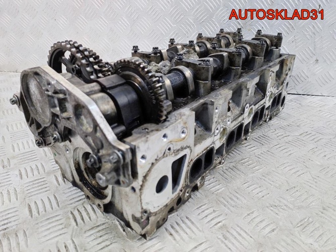 Головка блока Mercedes W203 2.2 CDI A6110105020