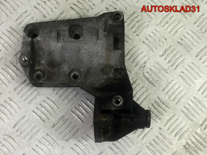 Кронштейн кондиционера BMW E39 M57D 64557786194