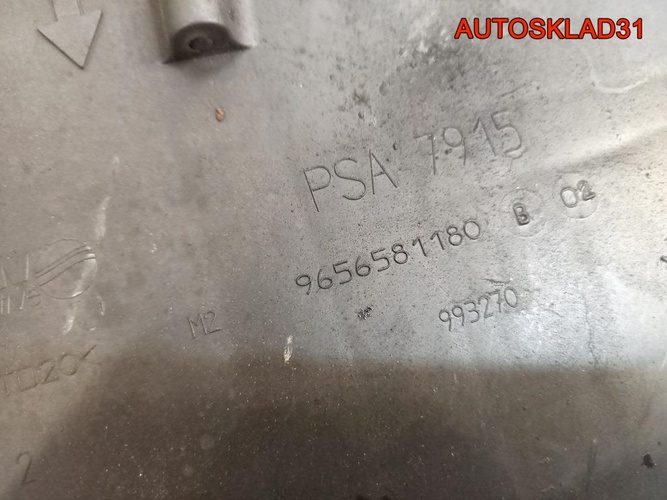 Корпус воздушного фильтра Peugeot 307 1.6 9HZ HDI