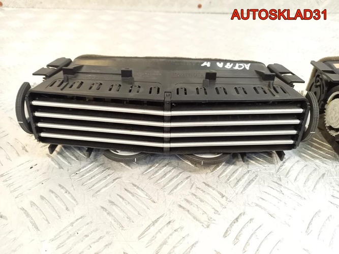Дефлектор воздушный Opel Astra H 24465731