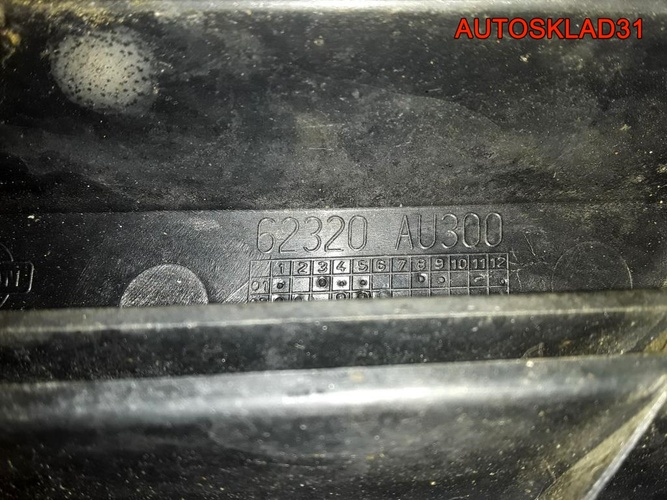 Решетка радиатора правая Nissan Primera P12E