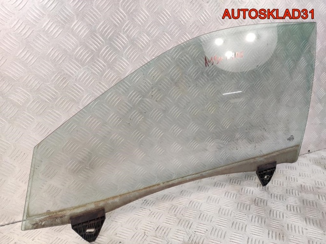 Стекло двери передней левой Audi A4 B6 8E0845021D