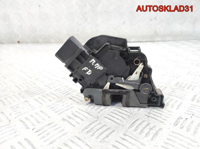 Замок двери перед правой Ford Focus 2 3M5AR21812AK