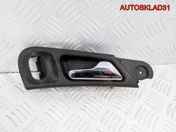 Ручка двери перед внутренняя правая Mercedes W203