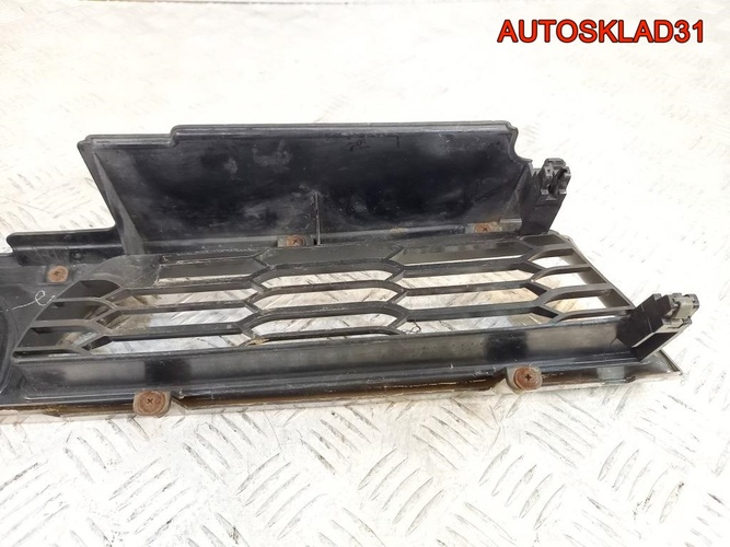 Решетка радиатора Mitsubishi Galant EA MR441120