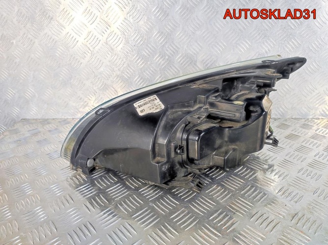 Фара правая Ford Focus 2 4M5113W029JB Дорест