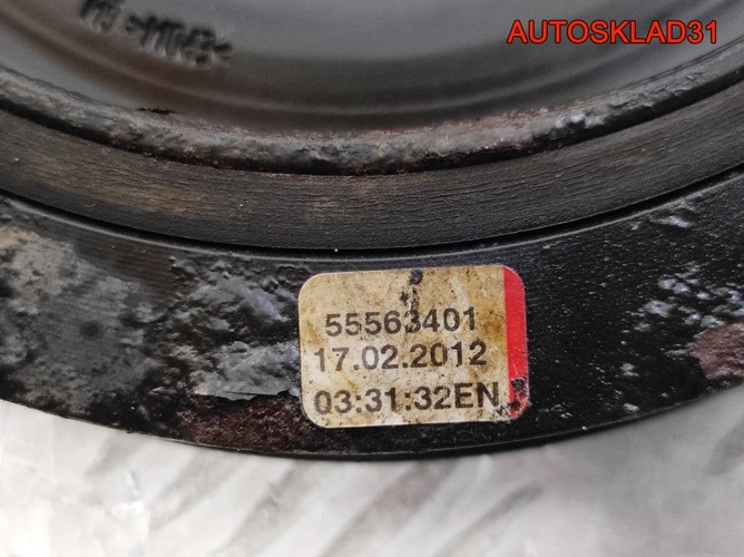 Шкив коленвала Opel Insignia 2,0 A20DT 55563401