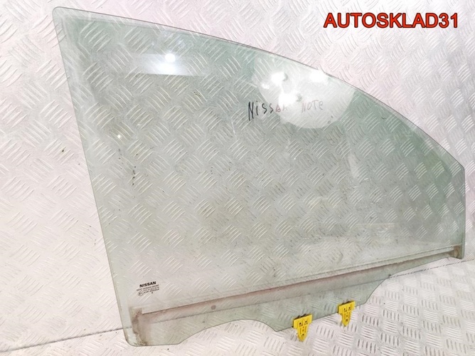 Стекло двери передней правой Nissan Note E11