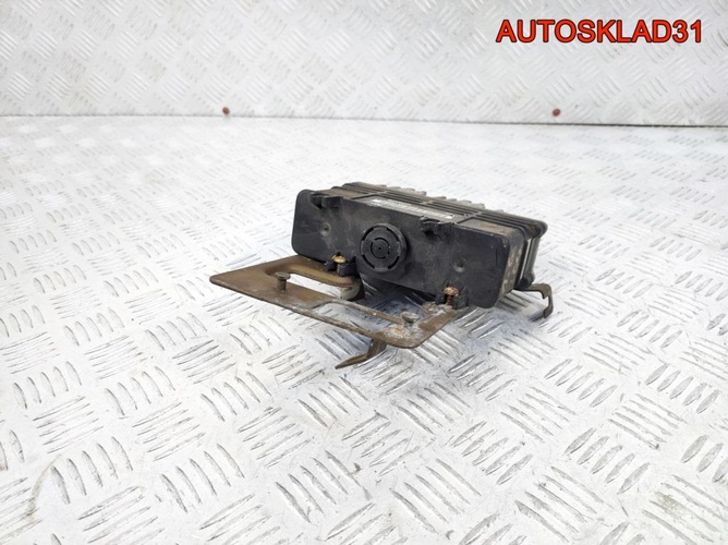 Блок эбу Volkswagen Golf 3 1.6 AEA 032906026A