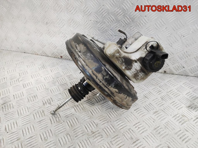Усилитель тормозов вакуумный Passat B6 3C1614105AH