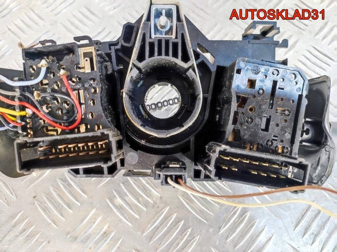 Переключатель подрулевой Renault Logan 8200792575